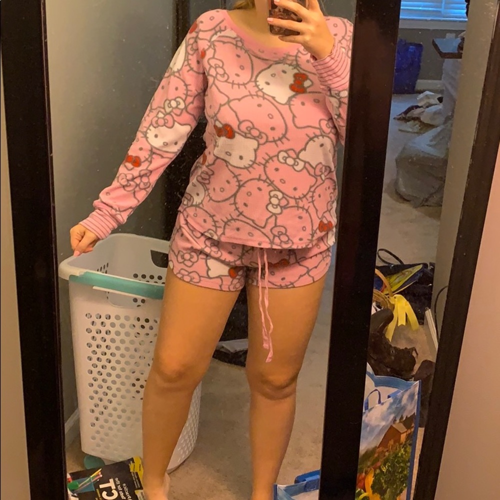 Hello kitty pajama